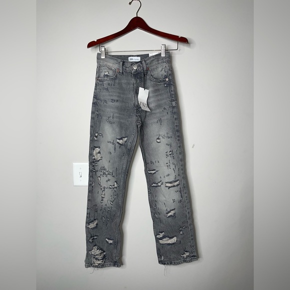 BRAND NEW ZARA Distressed Grey Denim Jeans Size  US 0 UK 32 - Picture 2 of 6
